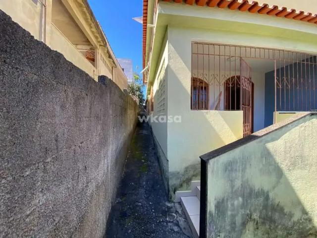 Casa / Sobrado para Venda em Serra/ES São Lourenço 3 Quartos