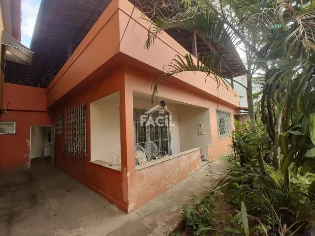 Casa / Sobrado para Venda em Serra/ES Serra Centro 4 Quartos