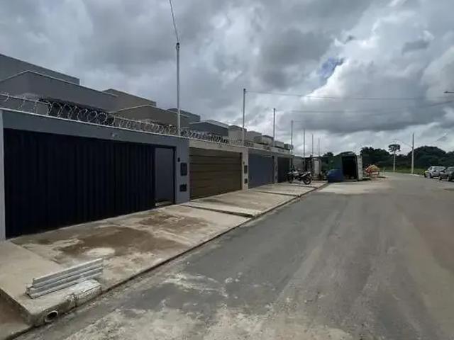 Casa / Sobrado para Venda em Sete Lagoas/MG Vitoria da União 2 Quartos