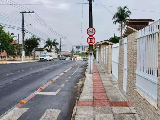 Casa / Sobrado para Venda em Sombrio/SC São José 4 Quartos