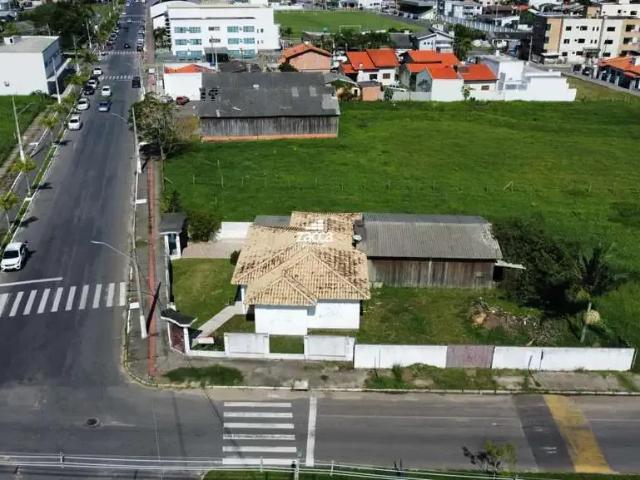 Casa / Sobrado para Venda em Sombrio/SC Parque das Avenidas 3 Quartos