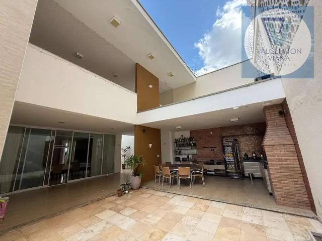 Casa / Sobrado para Venda em Sobral/CE Derby Clube 5 Quartos