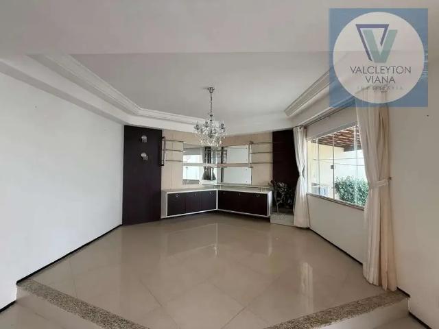 Casa / Sobrado para Venda em Sobral/CE Derby Clube 6 Quartos