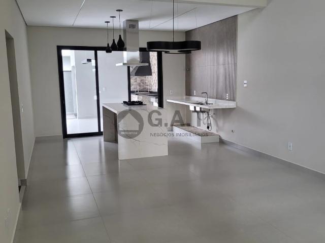 Casa / Sobrado para Venda em Sorocaba/SP Morros 3 Quartos