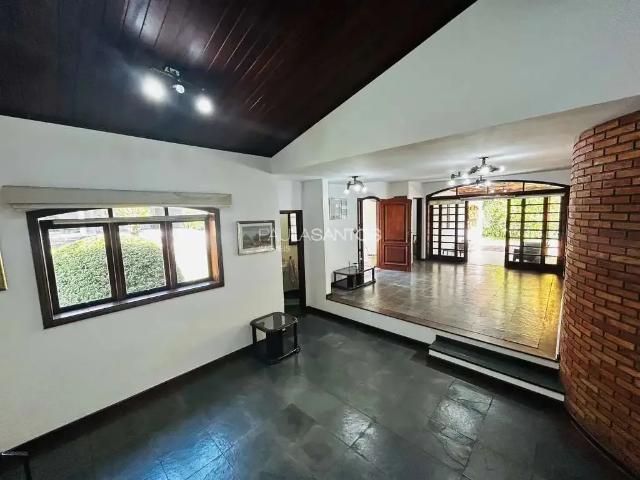 Casa / Sobrado para Venda em Sorocaba/SP Além Ponte 5 Quartos