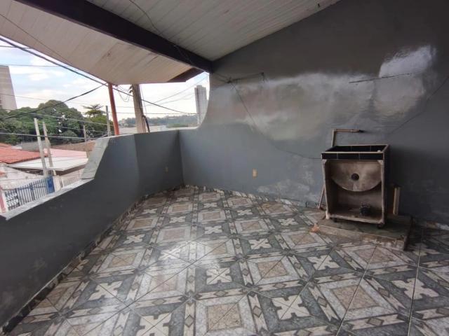 Casa / Sobrado para Venda em Sorocaba/SP Além Ponte 5 Quartos