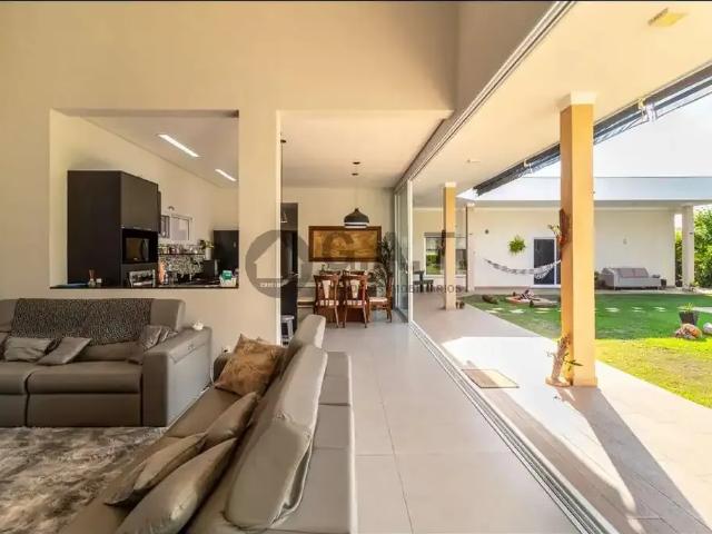 Casa / Sobrado para Venda em Sorocaba/SP Caguassu 3 Quartos