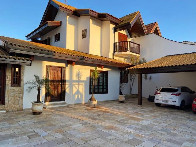 Casa / Sobrado para Venda em Sorocaba/SP Jardim Astro 3 Quartos