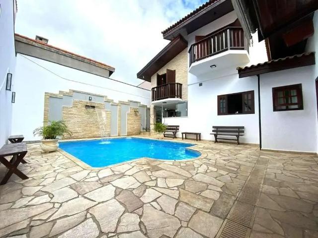 Casa / Sobrado para Venda em Sorocaba/SP Jardim Astro 3 Quartos