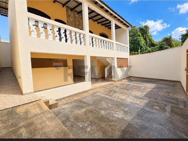Casa / Sobrado para Venda em Sorocaba/SP Jardim dos Estados 4 Quartos