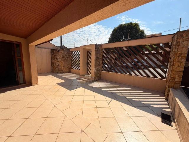 Casa / Sobrado para Venda em Sorocaba/SP Jardim Leocádia 4 Quartos