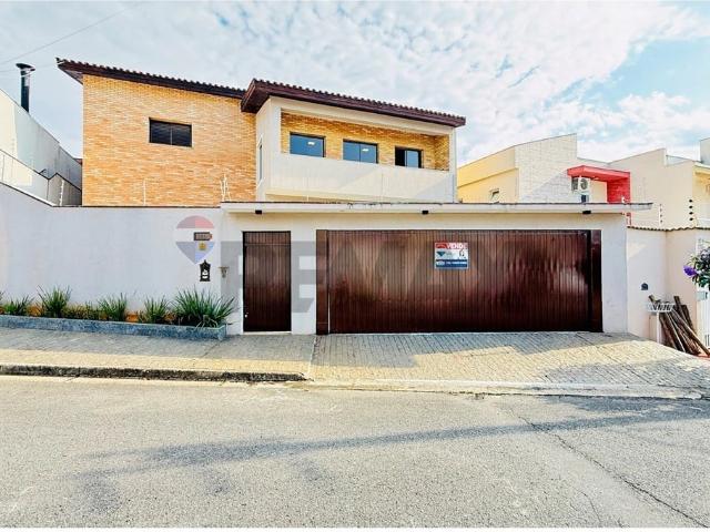 Casa / Sobrado para Venda em Sorocaba/SP Jardim Pagliato 6 Quartos