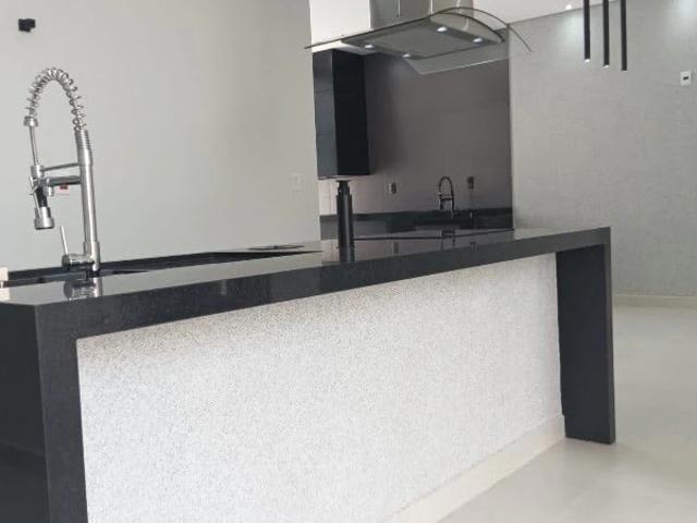 Casa / Sobrado para Venda em Sorocaba/SP Jardim Residencial Helena Maria 3 Quartos