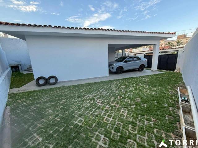 Casa / Sobrado para Venda em Sorocaba/SP Jardim São Paulo 4 Quartos