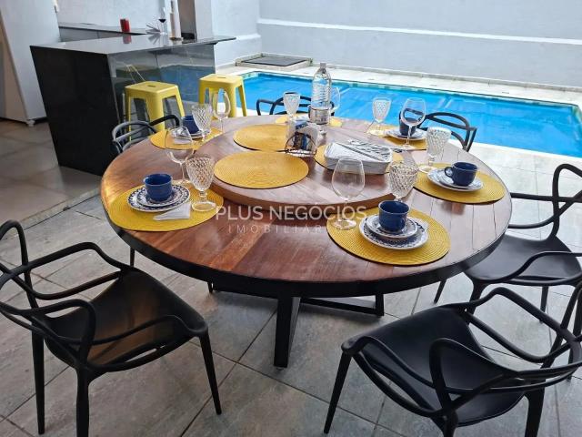Casa / Sobrado para Venda em Sorocaba/SP Jardim São Paulo 4 Quartos