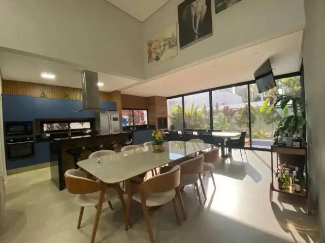 Casa / Sobrado para Venda em Sorocaba/SP Parque Campolim 3 Quartos