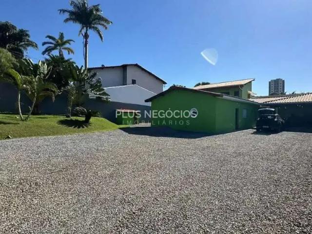 Casa / Sobrado para Venda em Sorocaba/SP Recreio dos Sorocabanos 6 Quartos