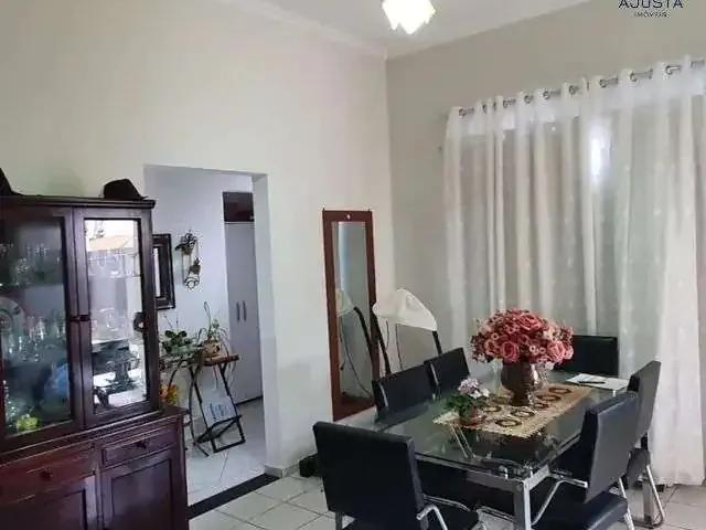 Casa / Sobrado para Venda em Sorocaba/SP Vila Assis 3 Quartos