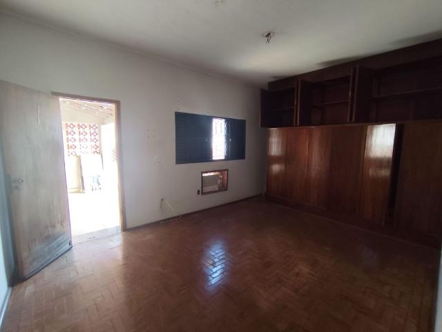 Casa sobrado para alugar com 2 quartos no Centro, Catanduva Imobiliária Casa Verde Catanduva