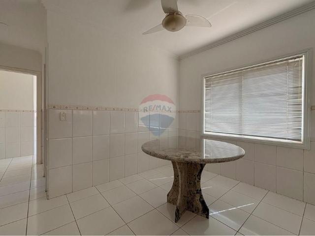 Casa sobrado para alugar com 4 quartos em condomínio fechado em Vinhedo / SP Valor mensal de R$ 13.200,00