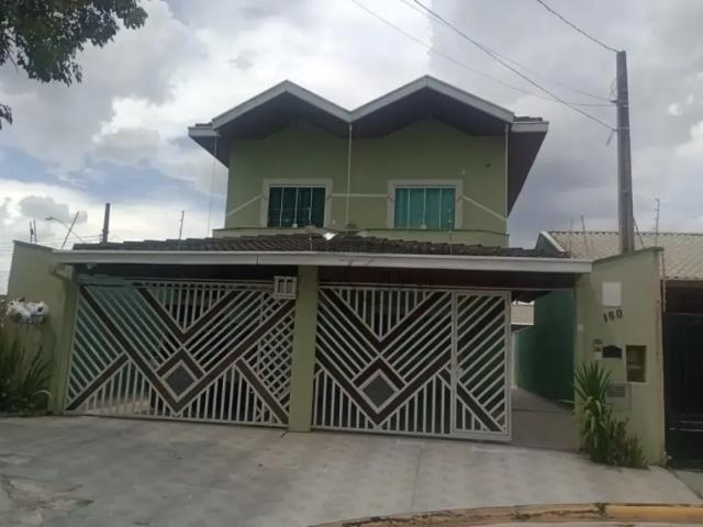 Casa Sobrado para aluguel com 200 metros quadrados com 3 quartos