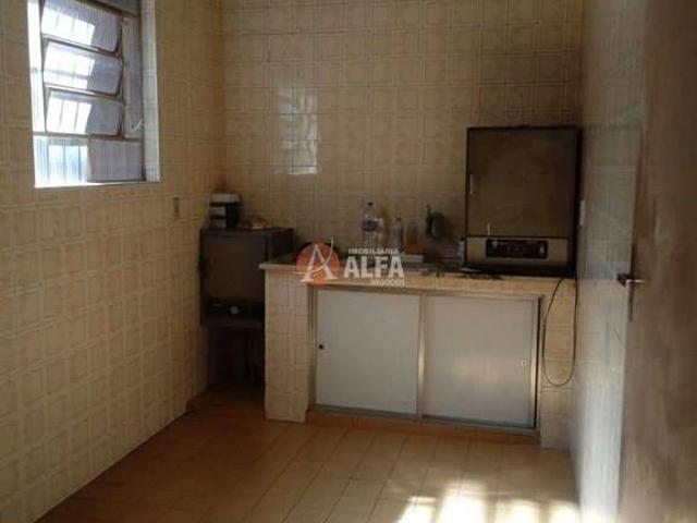 Casa / Sobrado para Locação em Cotia/SP Centro 2 Quartos