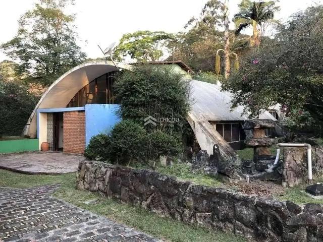 Casa / Sobrado para Locação em Cotia/SP Chácara Eliana 4 Quartos