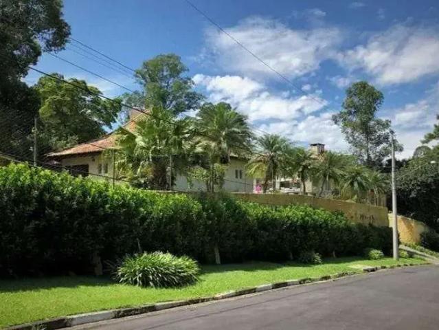 Casa / Sobrado para Locação em Cotia/SP Chácara Granja Velha 4 Quartos
