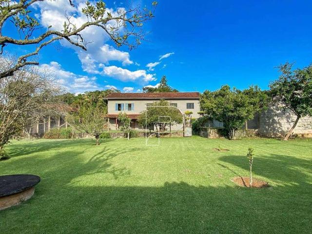 Casa / Sobrado para Locação em Cotia/SP Chácara Remanso Caucaia do Alto 3 Quartos