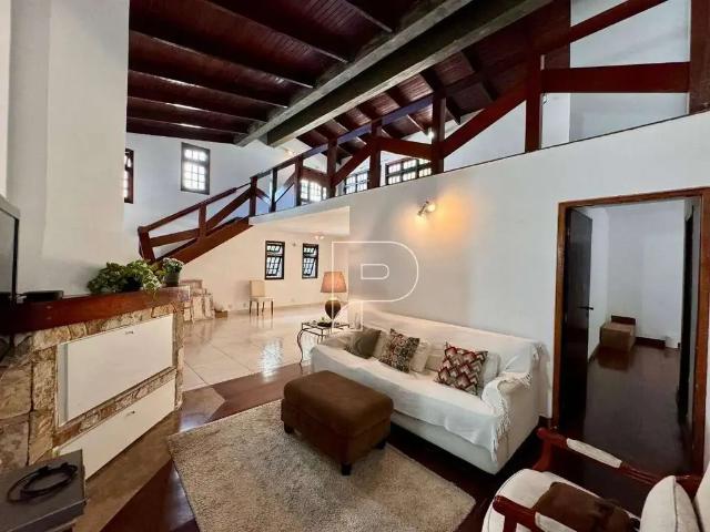 Casa / Sobrado para Locação em Cotia/SP Granja Viana 3 Quartos