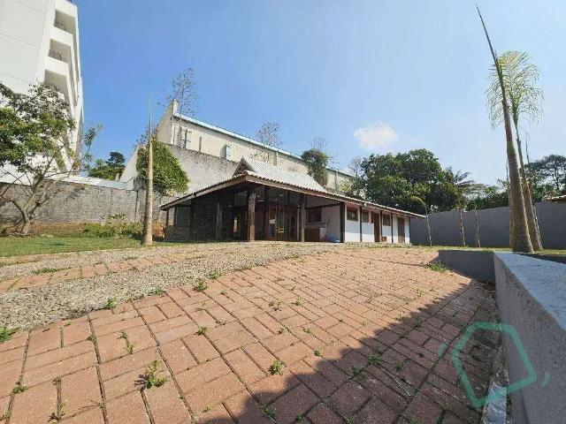 Casa / Sobrado para Locação em Cotia/SP Granja Viana 3 Quartos
