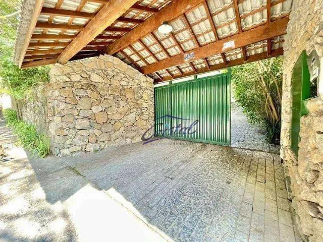 Casa / Sobrado para Locação em Cotia/SP Granja Viana 5 Quartos