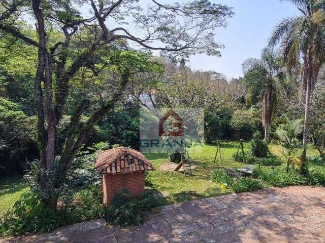 Casa / Sobrado para Locação em Cotia/SP Granja Viana 5 Quartos