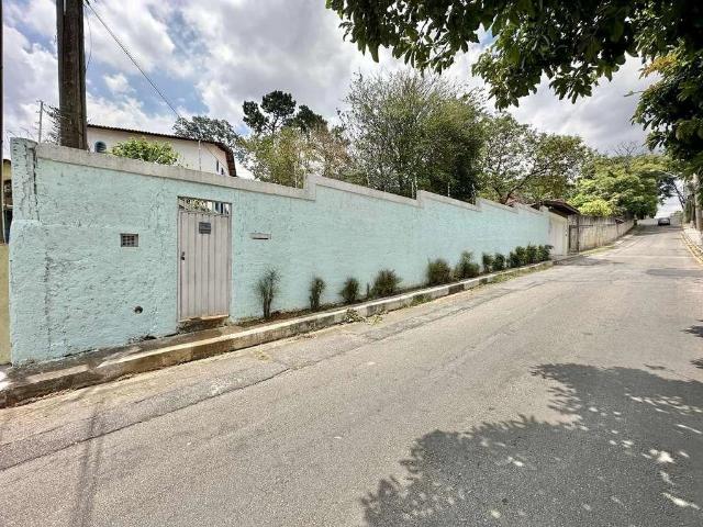 Casa / Sobrado para Locação em Cotia/SP Granja Viana 8 Quartos