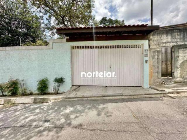 Casa / Sobrado para Locação em Cotia/SP Granja Viana 8 Quartos