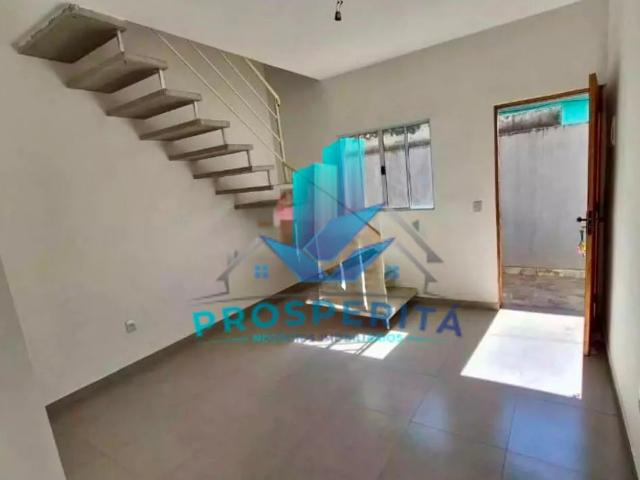 Casa / Sobrado para Locação em Cotia/SP Jardim Araruama 2 Quartos