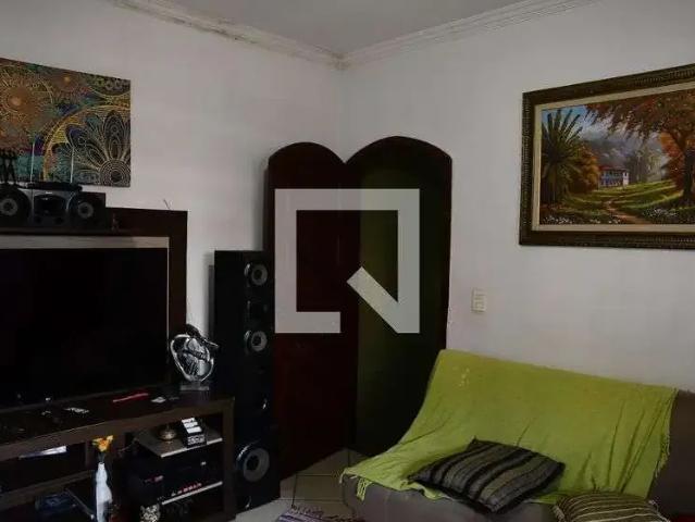 Casa / Sobrado para Locação em Cotia/SP Jardim Barbacena 3 Quartos
