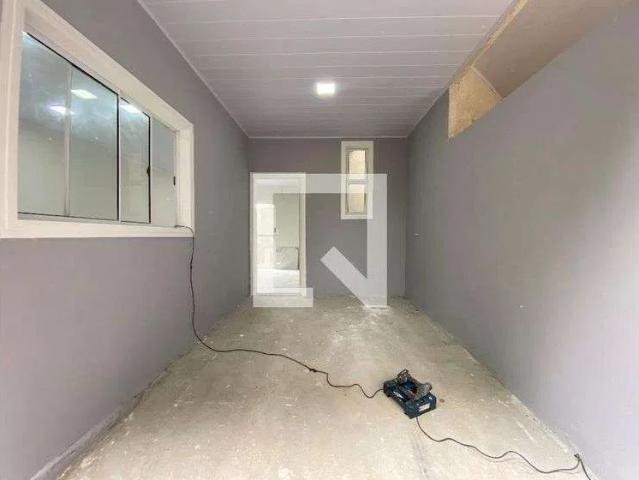 Casa / Sobrado para Locação em Cotia/SP Jardim do Engenho 2 Quartos