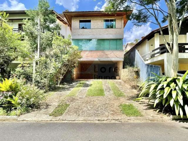 Casa / Sobrado para Locação em Cotia/SP Jardim das Flores 4 Quartos