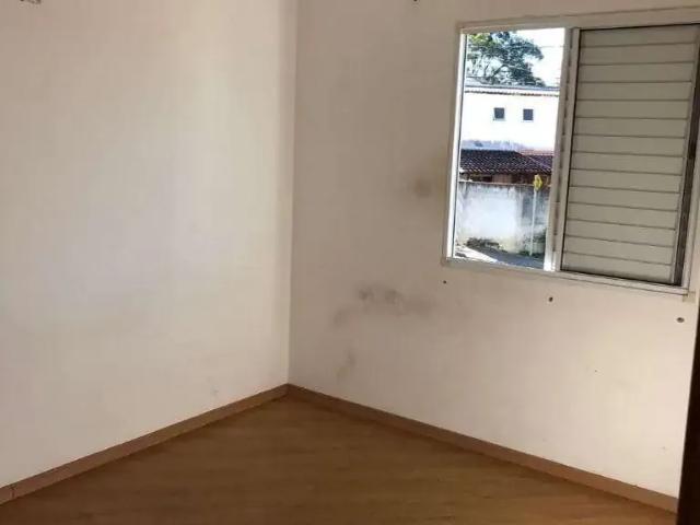 Casa / Sobrado para Locação em Cotia/SP Jardim Ísis 2 Quartos
