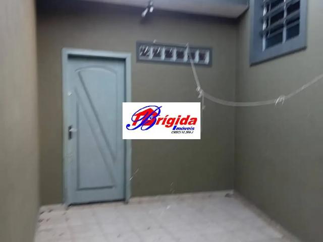 Casa / Sobrado para Locação em Cotia/SP Jardim São Vicente 2 Quartos