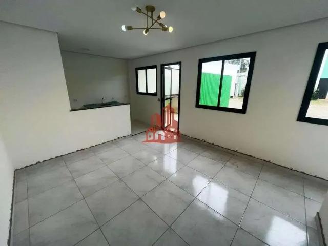 Casa / Sobrado para Locação em Cotia/SP Jardim Petrópolis 2 Quartos