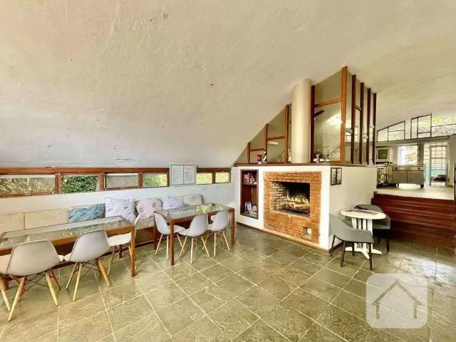 Casa / Sobrado para Locação em Cotia/SP Miolo da Granja 4 Quartos