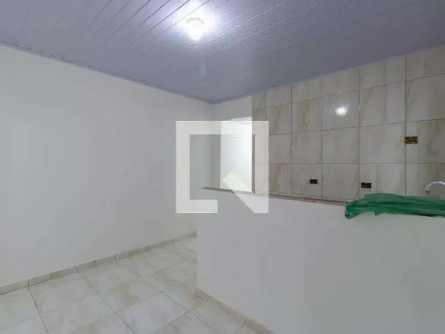 Casa / Sobrado para Locação em Cotia/SP Parque São George 2 Quartos