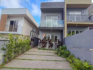 Casa / Sobrado para Locação em Cotia/SP Sítio Boa Vista 3 Quartos