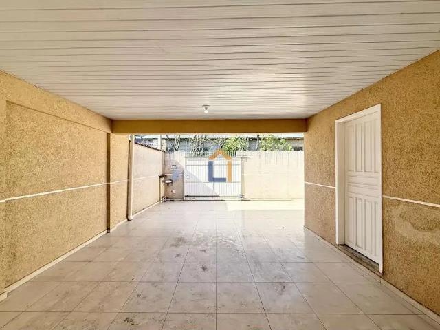 Casa / Sobrado para Locação em Colombo/PR Campo Pequeno 3 Quartos