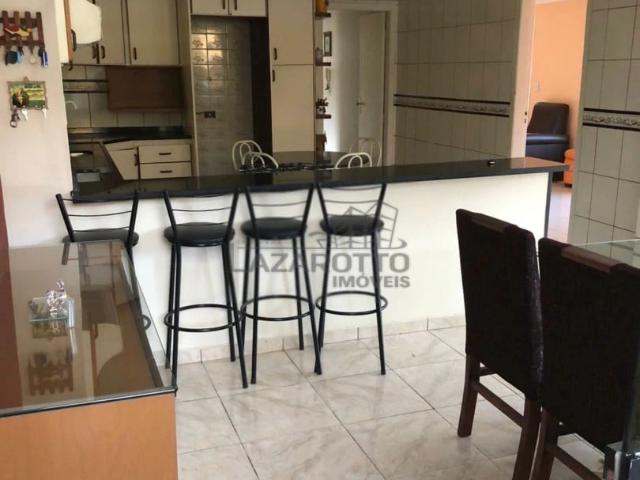 Casa / Sobrado para Locação em Colombo/PR Centro 3 Quartos