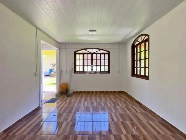 Casa / Sobrado para Locação em Colombo/PR Roseira 1 Quartos