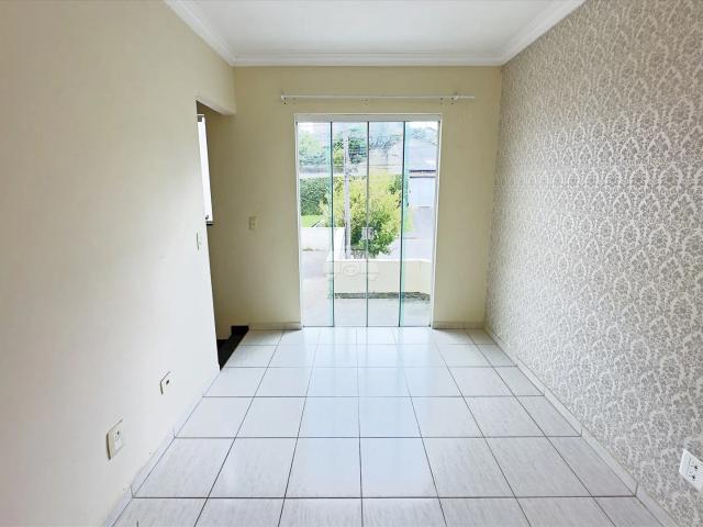 Casa / Sobrado para Locação em Colombo/PR Vila Alto da Cruz II 2 Quartos
