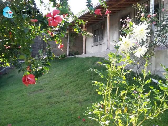 Casa / Sobrado para Locação em Confins/MG Centro 3 Quartos